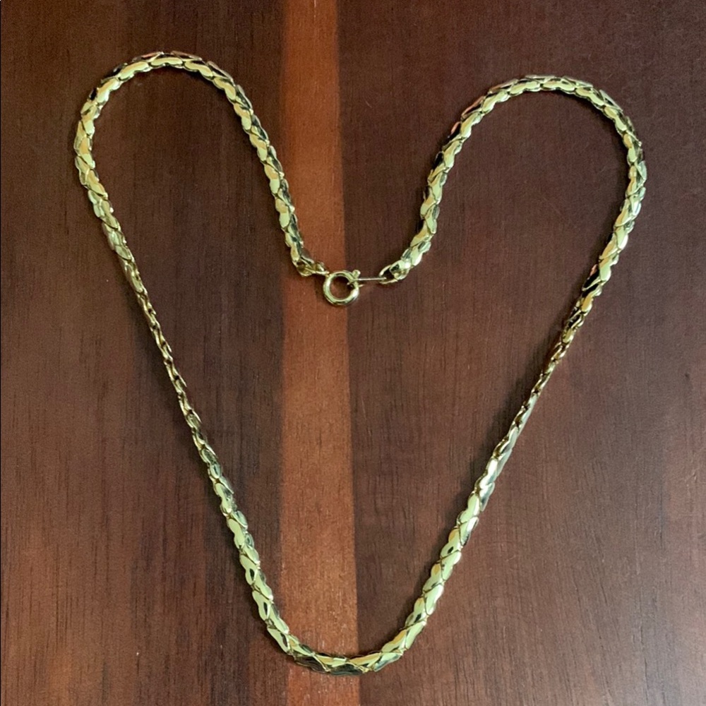 Gold tone necklace